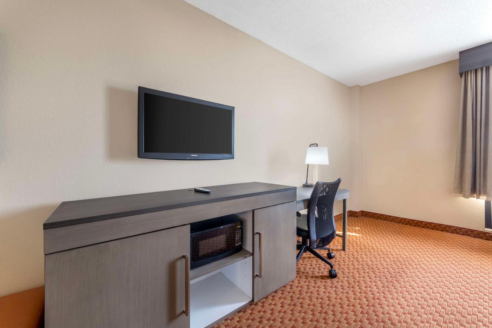 Best Western Plus Kendall Hotel & Suites The Crossings Exterior foto