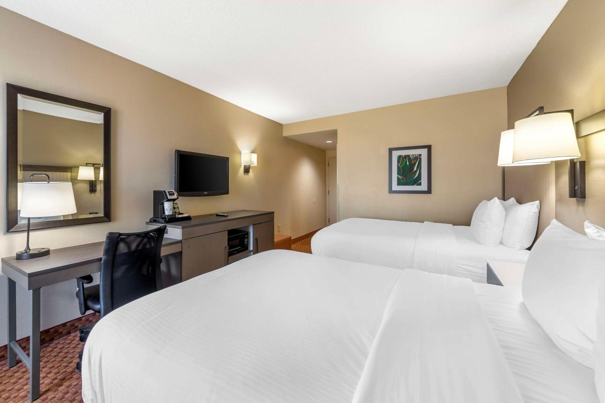 Best Western Plus Kendall Hotel & Suites Exterior foto